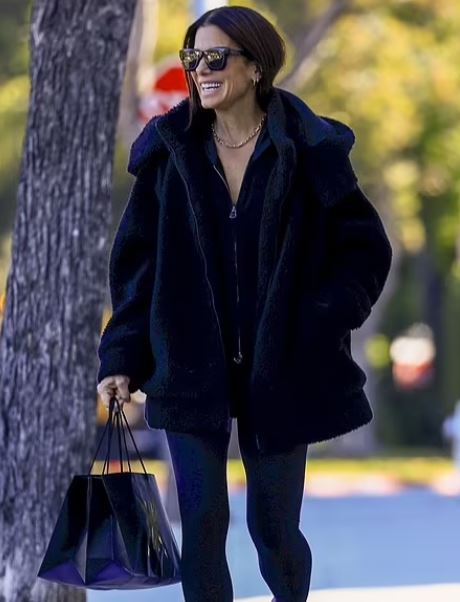 Sandra Bullock shihet e lumtur muaj pas humbjes tragjike të të dashurit të saj