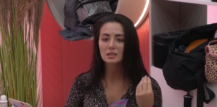 “As ty as Azemin”, Alba sqarohet sy më sy me Lumbardhin (VIDEO)