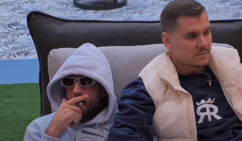Kader, Ganiu dhe Adri këndojnë një këngë të famshme turke (VIDEO)