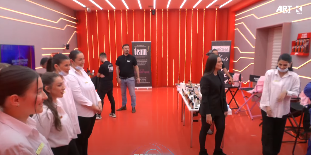 Leonita Murtezi dhe "Team F"  përkujdesen për dukjen e banorëve sonte (VIDEO)