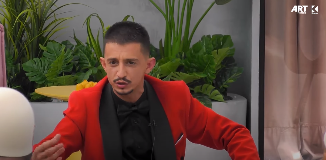 Ganiu drejtuar Lumbardhit: Ke dështuar edhe në dashuri (VIDEO)