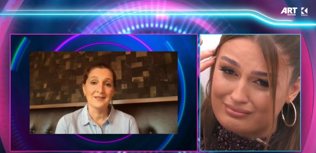 Mesazhi emocional nga nëna e Vesës që e bëri të qajë: Ne do të jemi këtu për ty (VIDEO)