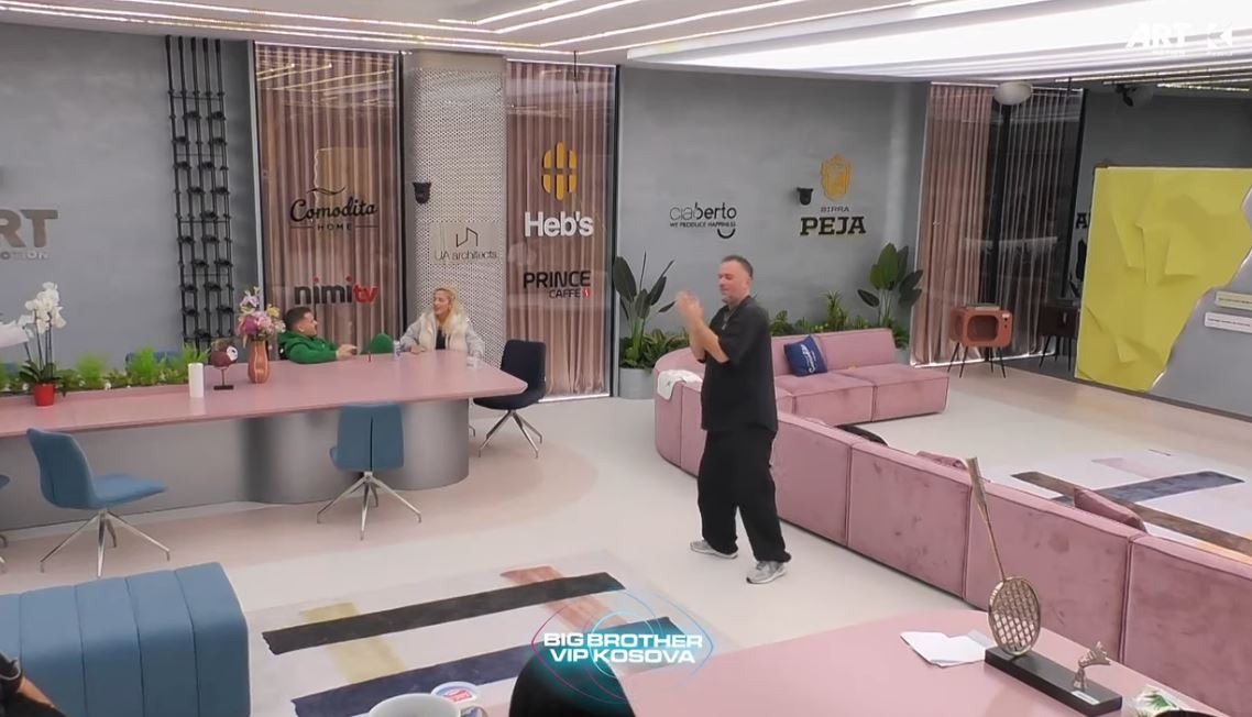 Muzikë, kunja e atmosferë nga Buci, çifti dhe Ganiu (VIDEO)