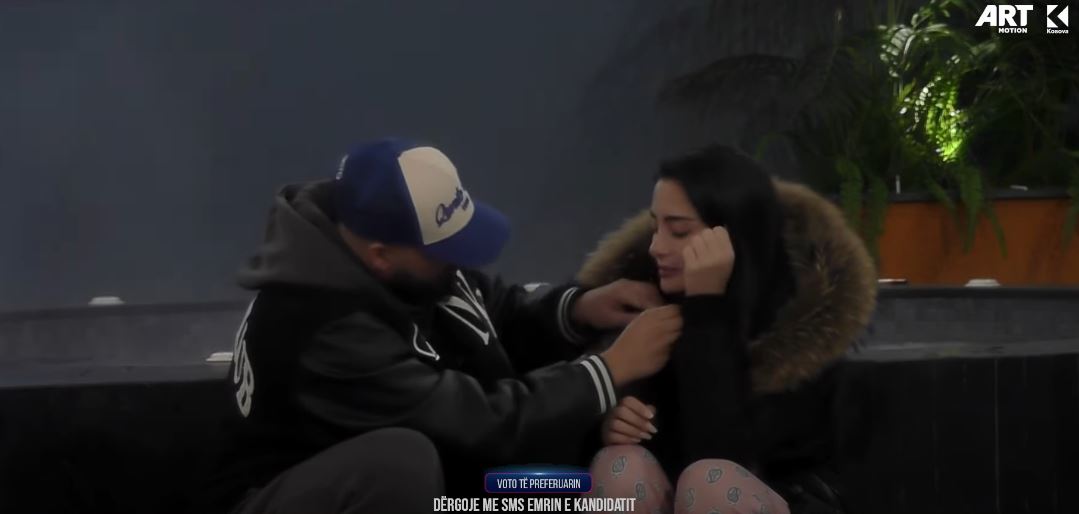 "Je gënjeshtare, e pamoralshme për mua", Azemi diskuton diçka me Albën (VIDEO)