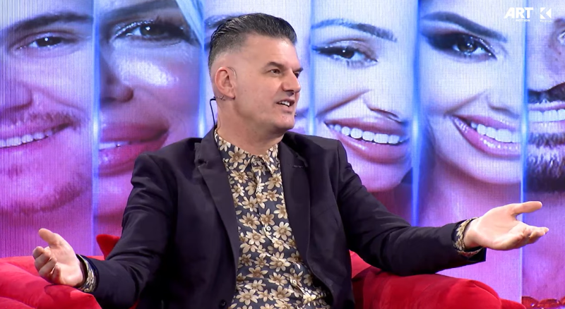 Mane: Ylli po luan si një profesionist, Santiana është naive (VIDEO)