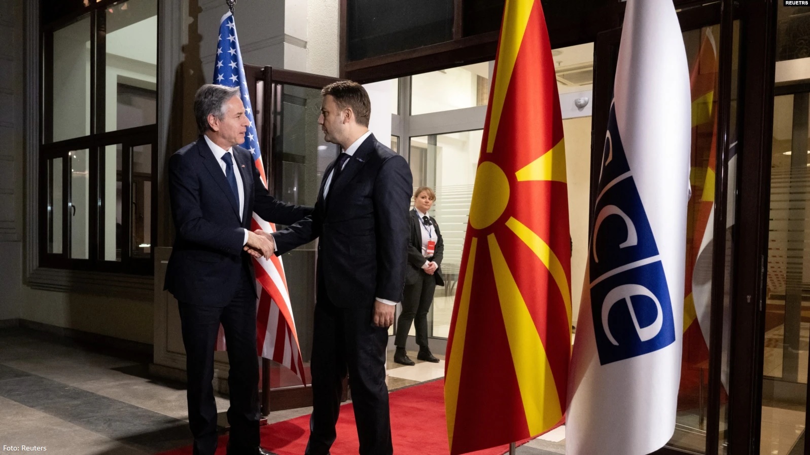 Blinkeni në Shkup pritet nga Osmani për takimin e Këshillit të Ministrave të Jashtëm të OSBE-së