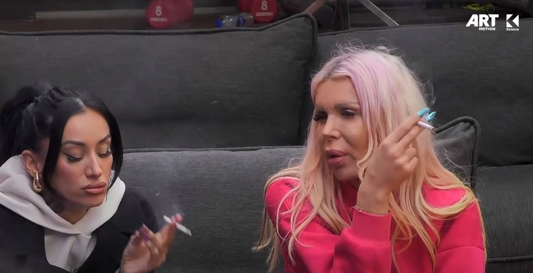 Edona mërzitet, thotë se po i mungon liria (VIDEO)