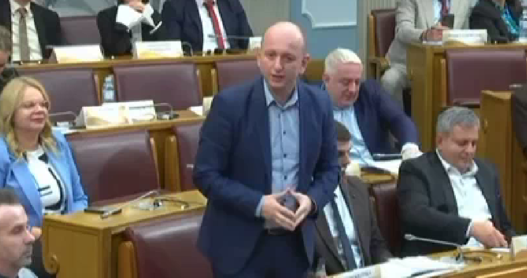 Deputeti malazez: Nëse për t'u bërë ministër duhet ta njoh Kosovën, më mirë mbjell domate (VIDEO)
