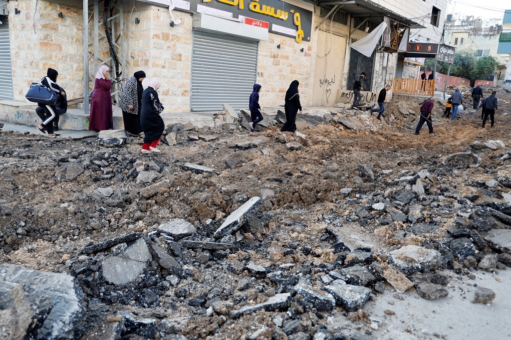 OBSh “jashtëzakonisht e shqetësuar” për përhapjen e sëmundjeve në Gaza
