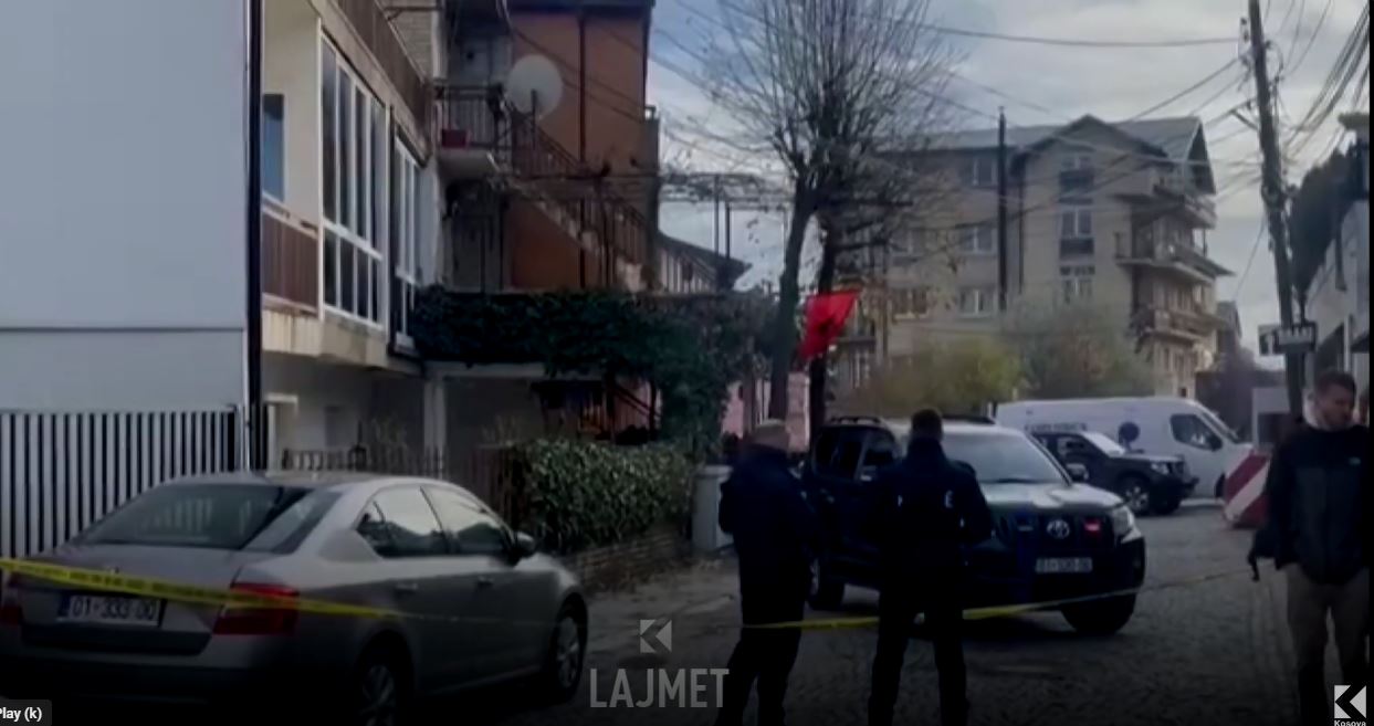 Vrasja e grabitësit të argjendarisë, drejtori i Policisë së Kosovës shkon në vendin e ngjarjes (VIDEO)