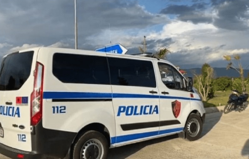 Shqipëri: Arrestohet shoferi i furgonit të nxënësve, ngacmonte seksualisht një 14-vjeçare