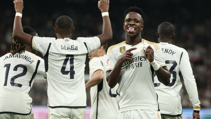 Real Madridi shkatërron Valencian