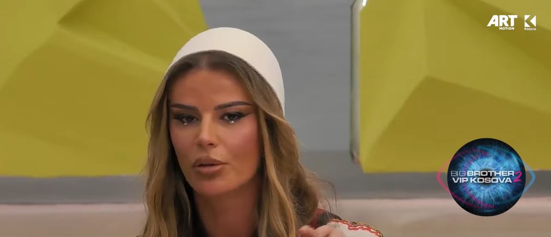 Santiana për Kaderin: Kjo është e bukur, por kur e çelë gojën e prish krejt (VIDEO)