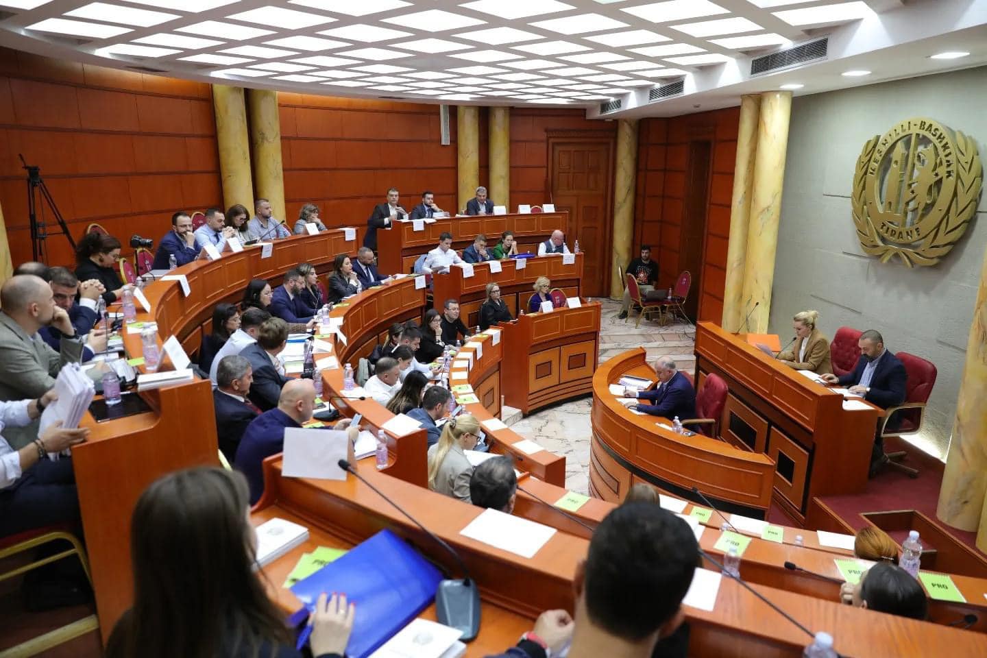 Tirana ndan fond për rikonstruksionin e shkollës “Naim Frashëri” në Bujanoc