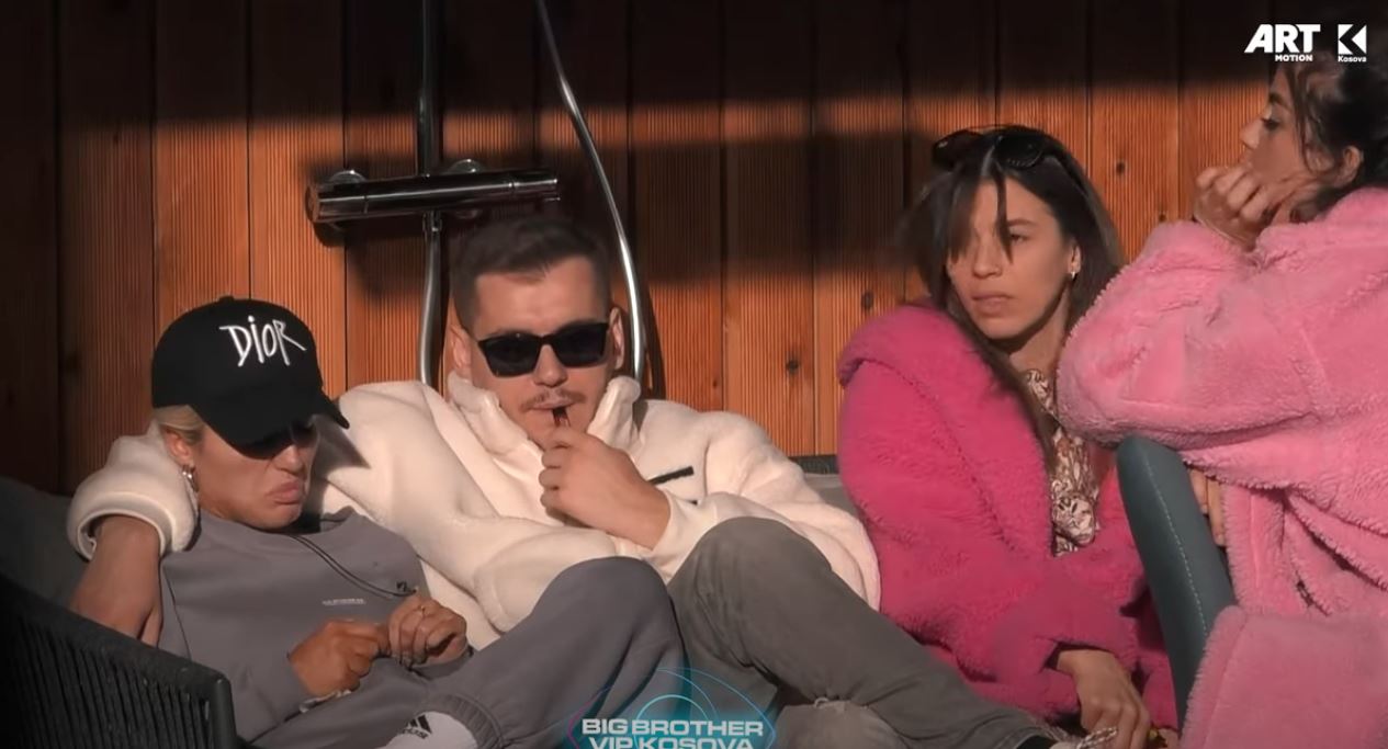 Iliriana, Adri dhe Shqipja diskutojnë diçka për diferencat e tyre (VIDEO)