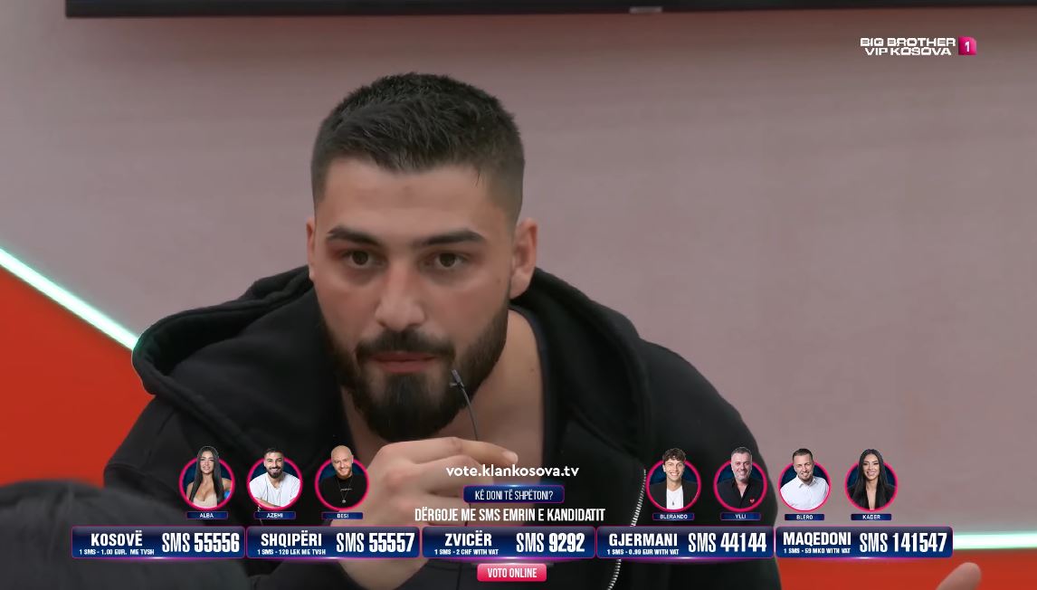 Kader përpiqet ta zë në siklet Azemin me pyetje (VIDEO)
