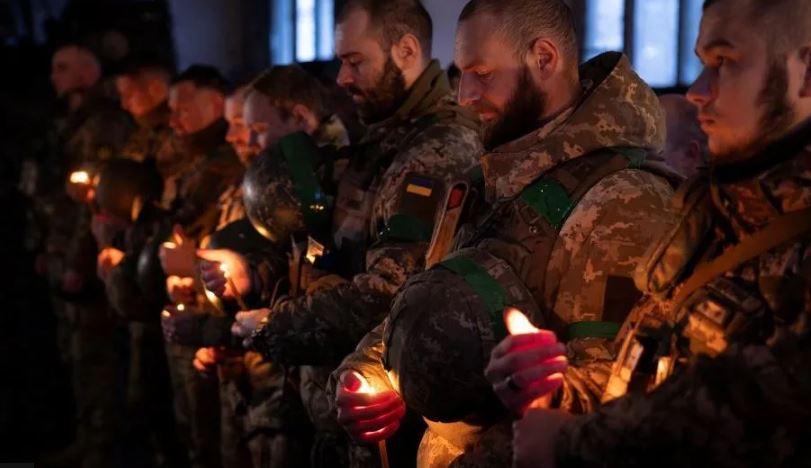 Pushtimi nga Rusia, Ukraina ndërron datën e festimit të Krishtlindjes