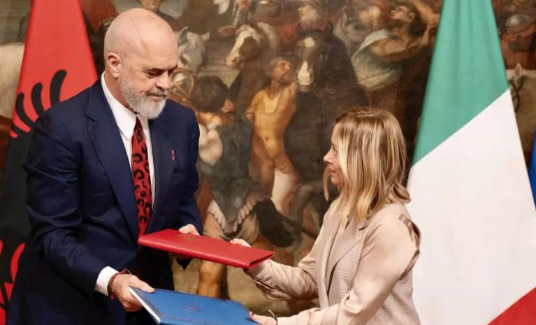 Gjykata Kushtetuese e Shqipërisë rrëzon padinë e PD-së për marrëveshjen e emigrantëve