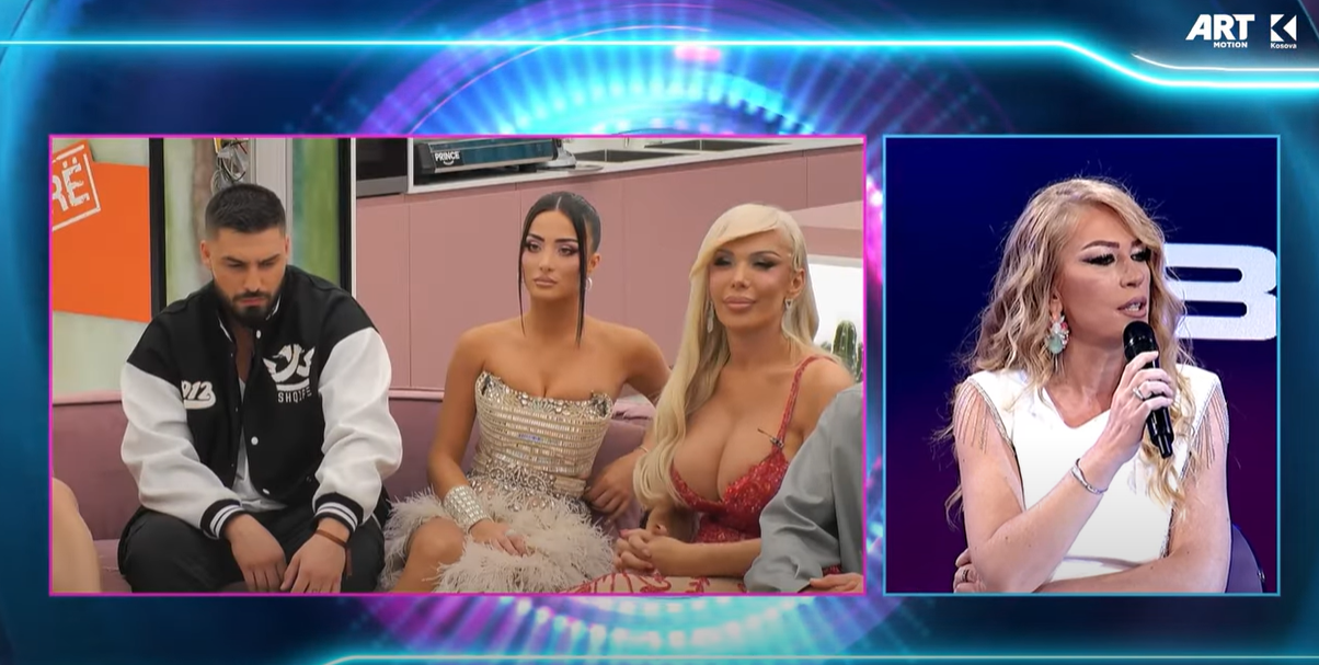 Banorët komentojnë mesazhet që morën nga Monika (VIDEO)