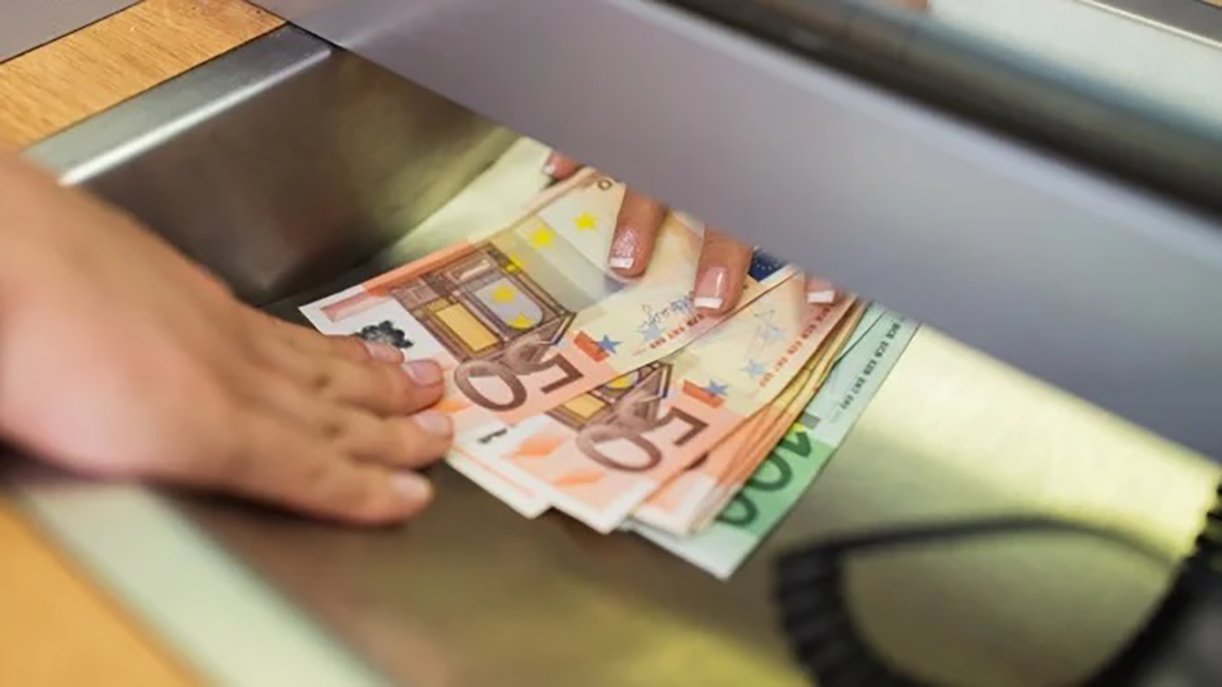 Diaspora dorëlirë, dërgoi 1 miliard e 217 milionë euro për 11 muaj