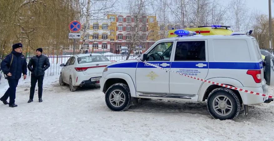 Rusi: Dy të vdekur dhe pesë të plagosur nga të shtënat në shkollë
