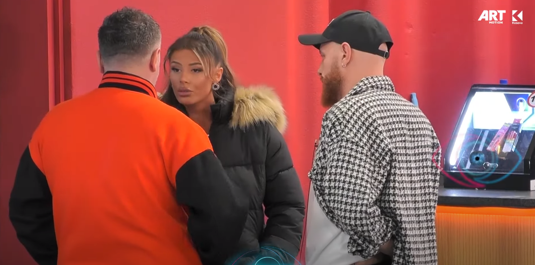 Santiana - Bucit: Me tradhtove, unë ty nuk ta kisha ba këtë (VIDEO)