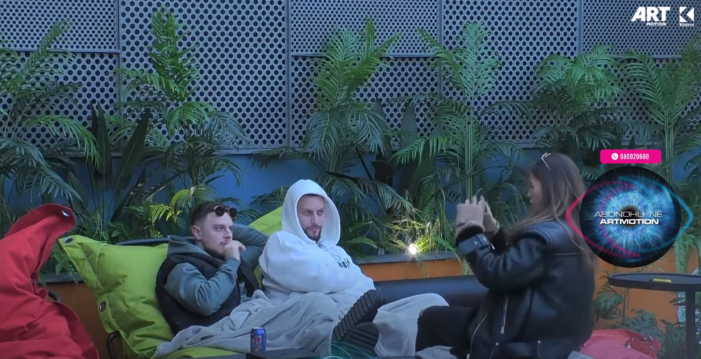 Mirdoni ngjallë të qeshura ndërsa komenton mënyrën se si Shqipja i përshkruan situatat (VIDEO)