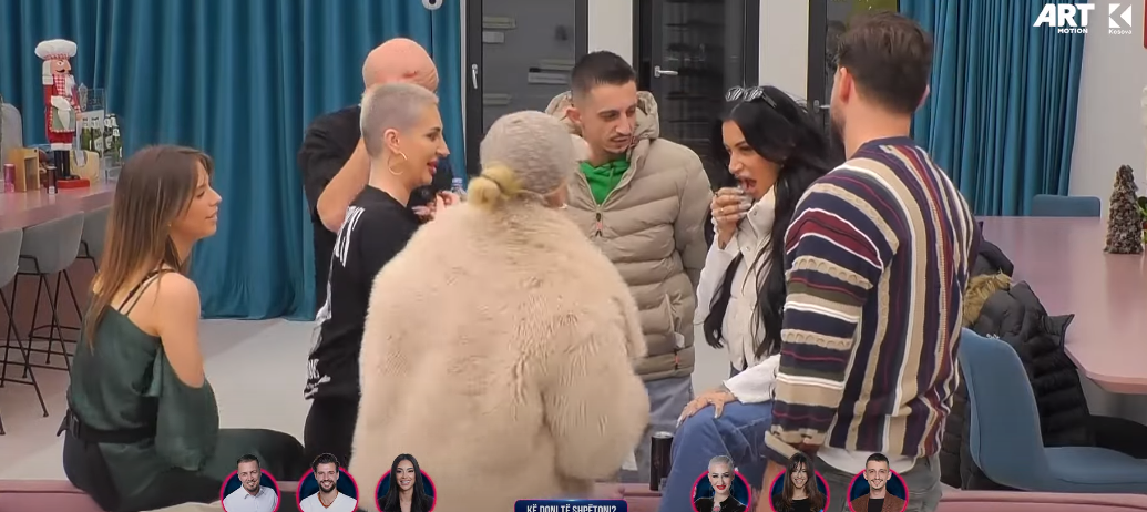 Alby tallet me Lindën dhe "aftësitë e saj mbi joshjen e burrave", e quan "magnet të skaduar" (VIDEO)