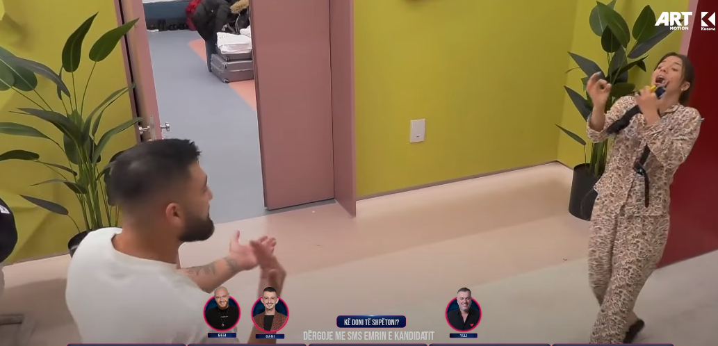 Shqipja drejtuar Azemit: Ti je leckë, me ty e fshij tokën - Blerando ta morri Albën (VIDEO)