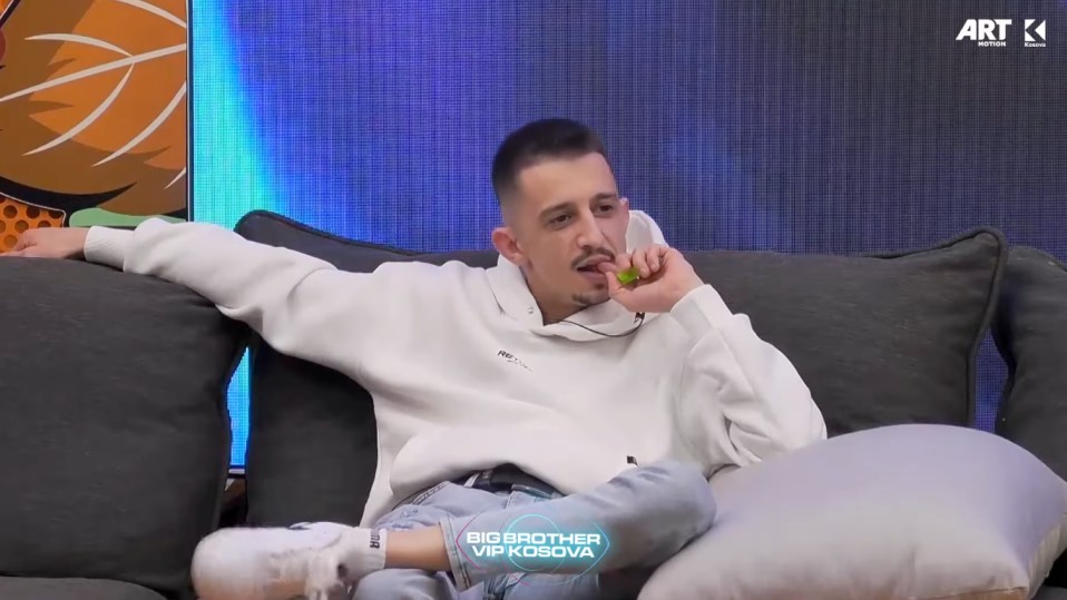 "Je rrenc", Blerando ia thotë në sy Ganiut (VIDEO)