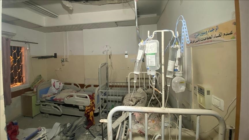 Izraeli urdhëron evakuimin e spitalit të vetëm operativ në veri të Gazës, sipas drejtorit