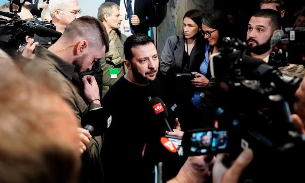 Ukraina beson se do të sigurojë 50 miliardë euro ndihmë nga BE-ja, pavarësisht nga vetoja e Orbanit