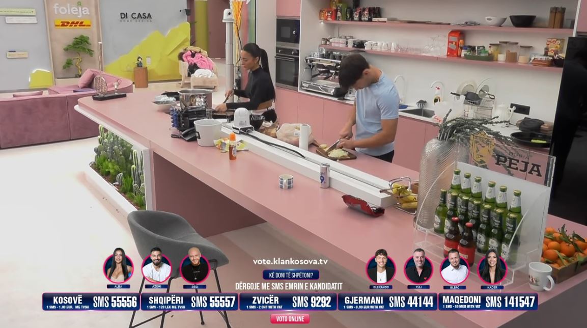 Blerando dhe Alba në kuzhinë, bëjnë darkën për banorët (VIDEO)