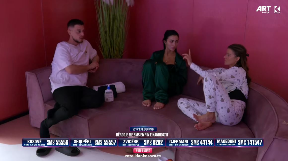 Santiana vazhdon diskutimin për momentin se si Alby e rrëmbeu “Nimi TV” nga duart e vajzës së Lindës (VIDEO)