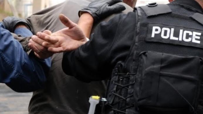 Arrestohen dy persona për falsifikim të parave në Ferizaj