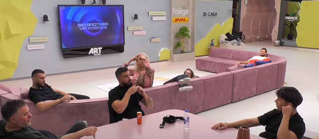 Pyetja për çmimin e madh çoi drejt përplasjes Bleron, Bucin, Azemin e Blerandon (VIDEO)