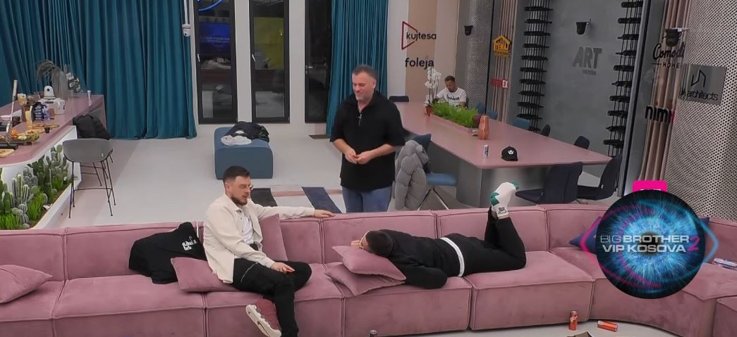 “Prej që ke ardh na ke kthy humorin në shtëpi”, për kë e ka fjalën Buci? (VIDEO)
