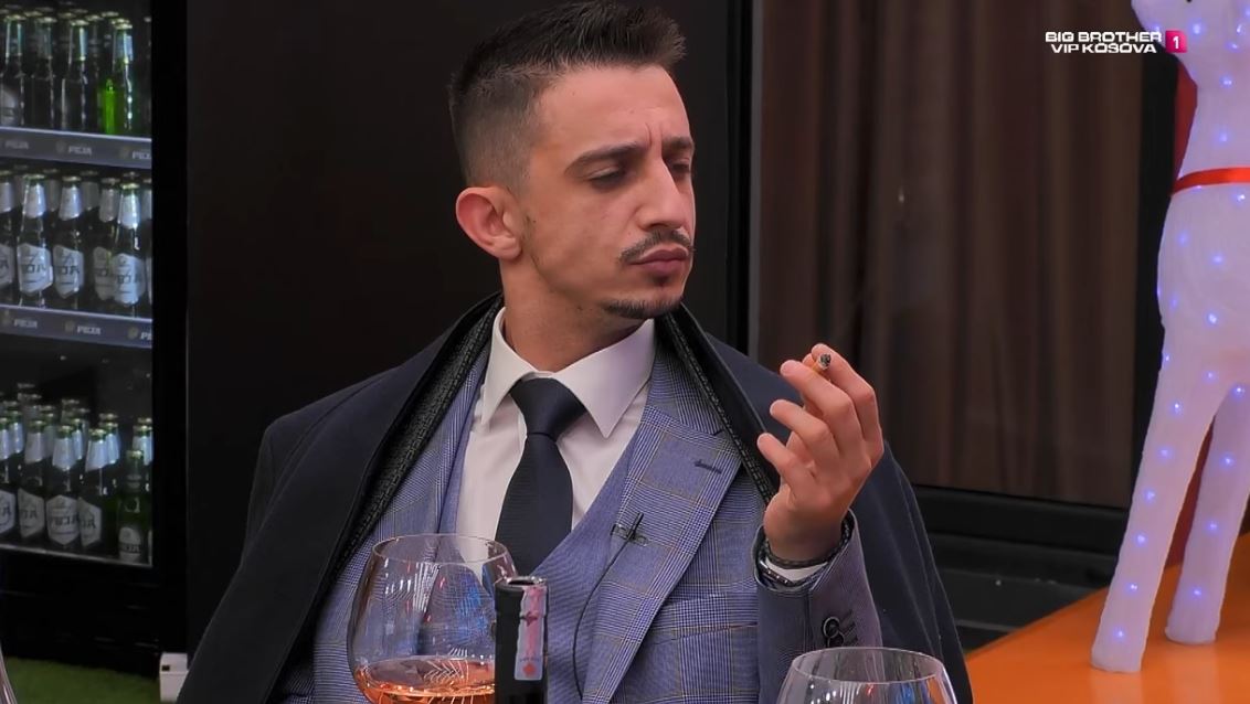 Pse Ganiu kërkoj nga Buci që të mos e ngacmojë deri në janar?  (VIDEO)