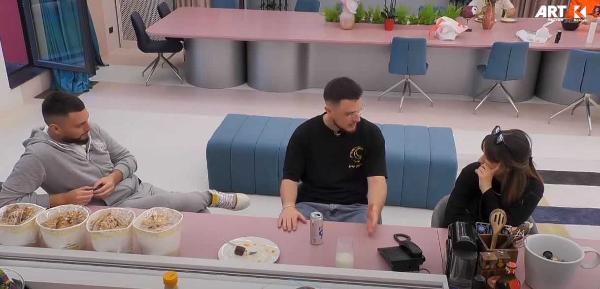 Njëri e do çmimin e tjetri Shqipen - Ardi dhe Mirdoni me synime të qarta (VIDEO)