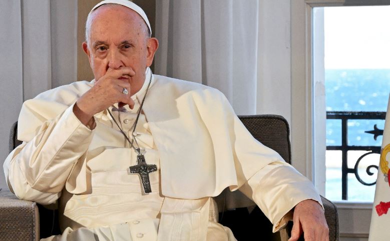 Papa Françesku kërkon të hetohet nëse Izraeli kreu gjenocid në Gaza