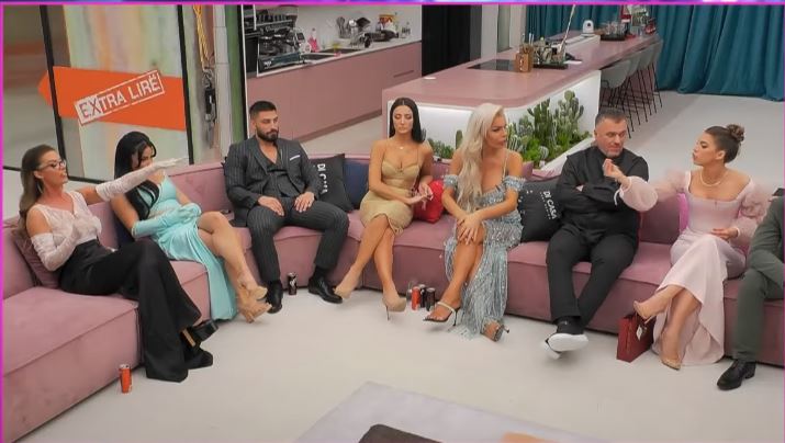 Debat mes Santianës dhe Shqipes: Mbylle gojën, mos u bëj avokate (VIDEO)
