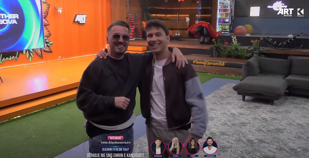 Blero dhe Blerando i dërgojnë përshëndetje Tarës dhe përkrahësve të tyre (VIDEO)