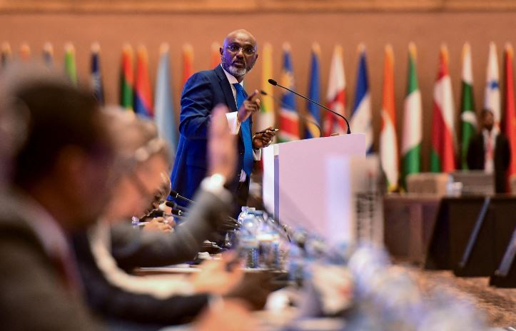 Ambasadori i Ugandës: Gjykatësja nga Uganda që votoi kundër të gjitha masave në rastin e GJND-së, nuk përfaqëson vendin