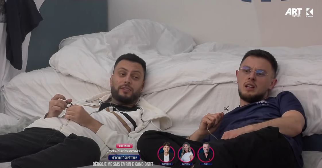 Ardi këndon dy këngët që i ka shkruar në BBVK2 njëra dedikim për nënën (VIDEO)