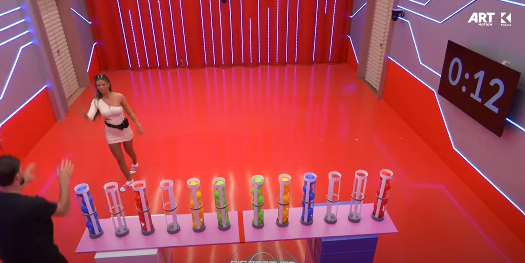 Sfida e Buxhetit realizohet nga të gjithë banorët e shtëpisë së BBVK2 (VIDEO)