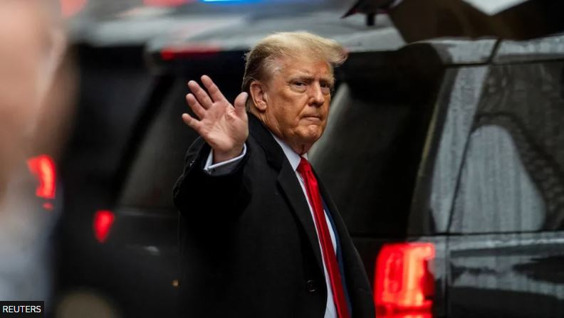 Trumpi dënohet me mbi 83 milionë dollarë për shpifje ndaj Carollit