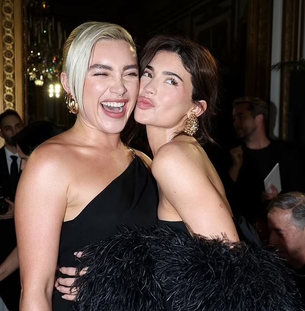 Kylie takohet me Pugh, shoqen e ngushtë të Chalametit