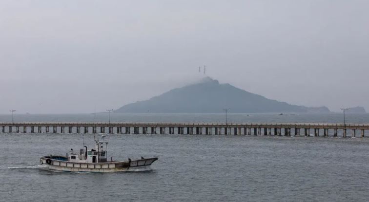 Koreja e Veriut gjuan predha artilerie drejt ishullit kufitar të Jugut