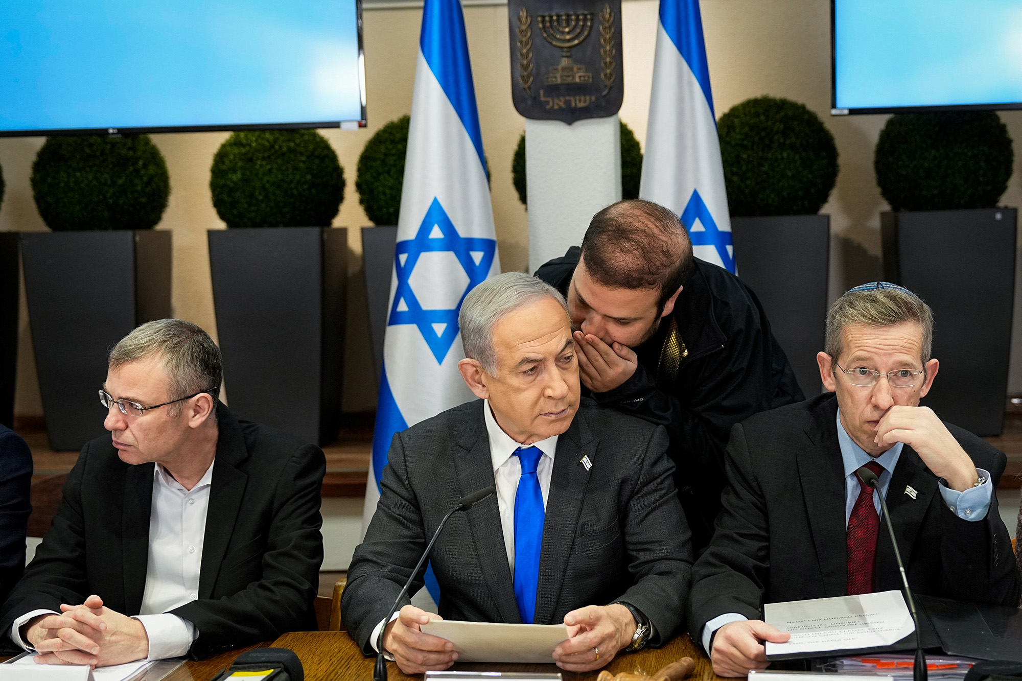 Ministri izraelit thotë se populli s’ka më besim te Netanyahu