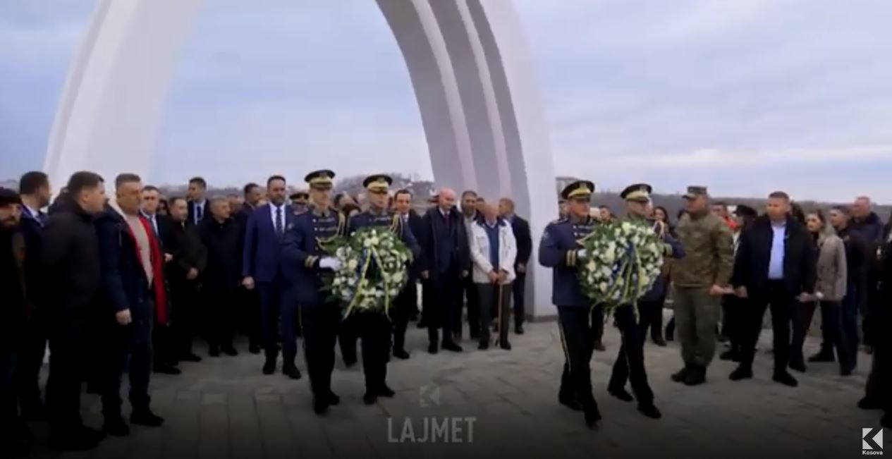 Përkujtimi i masakrës së Reçakut: Serbia deshi të shfarosë fëmijë e pleq (VIDEO)